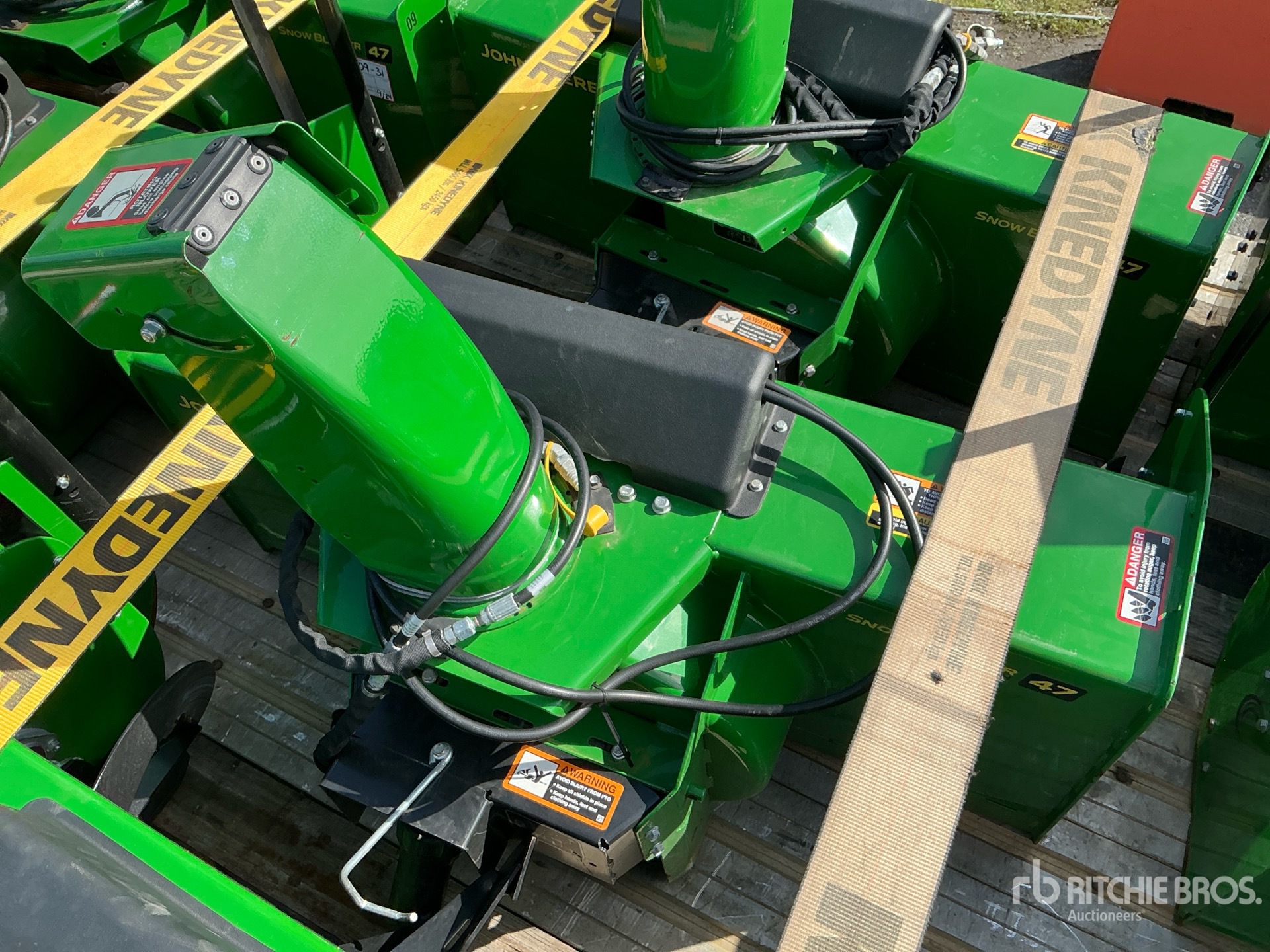 John Deere 47 IN SNOW BLOWER ATTACHMENT