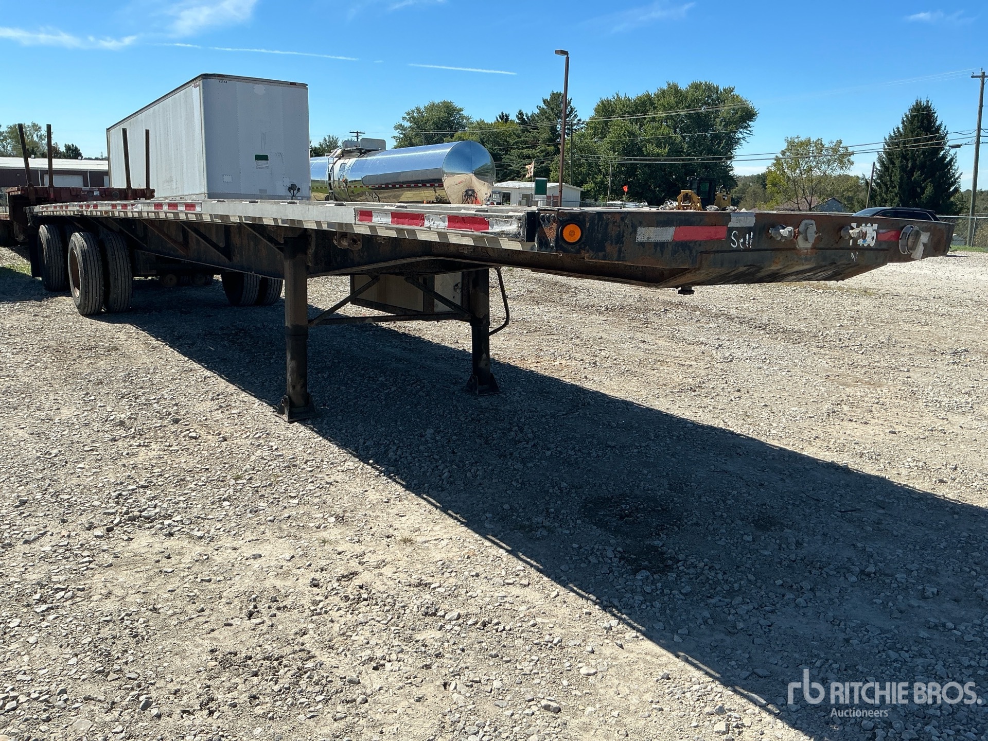 1996 Fontaine 45000 lb 48 ft T/A Spread Axle