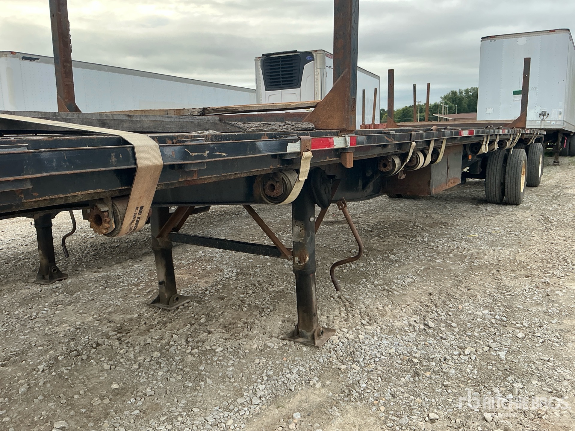 1999 Fruehauf 48 ft T/A Spread Axle