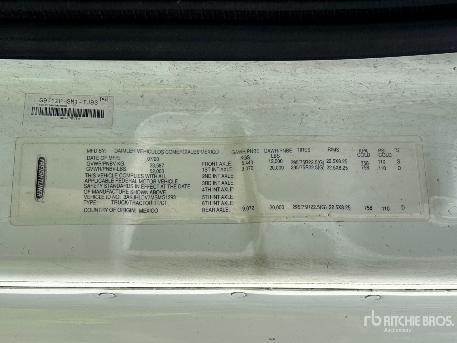 2021 Freightliner CASCADIA 126