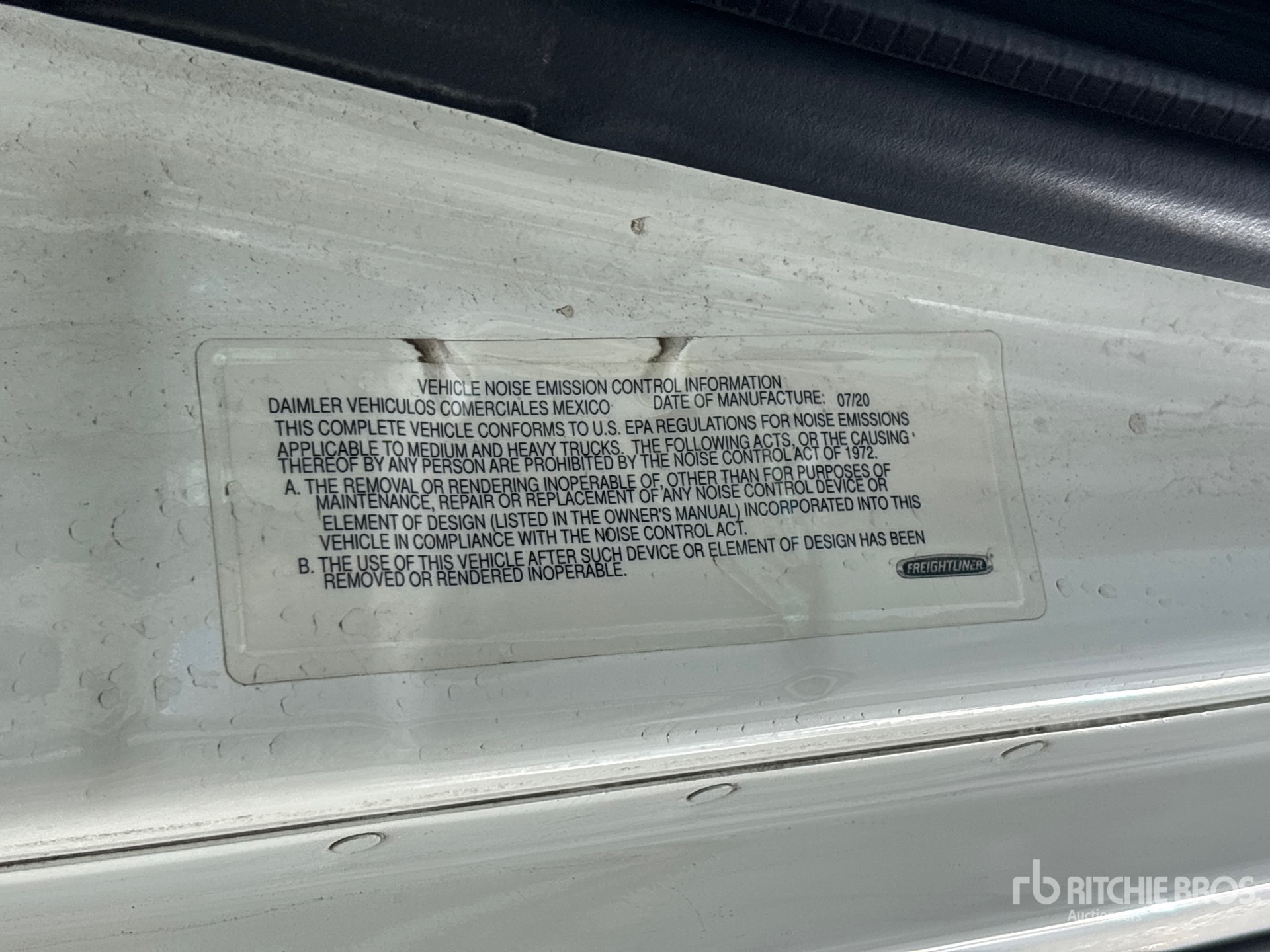 2021 Freightliner CASCADIA 126