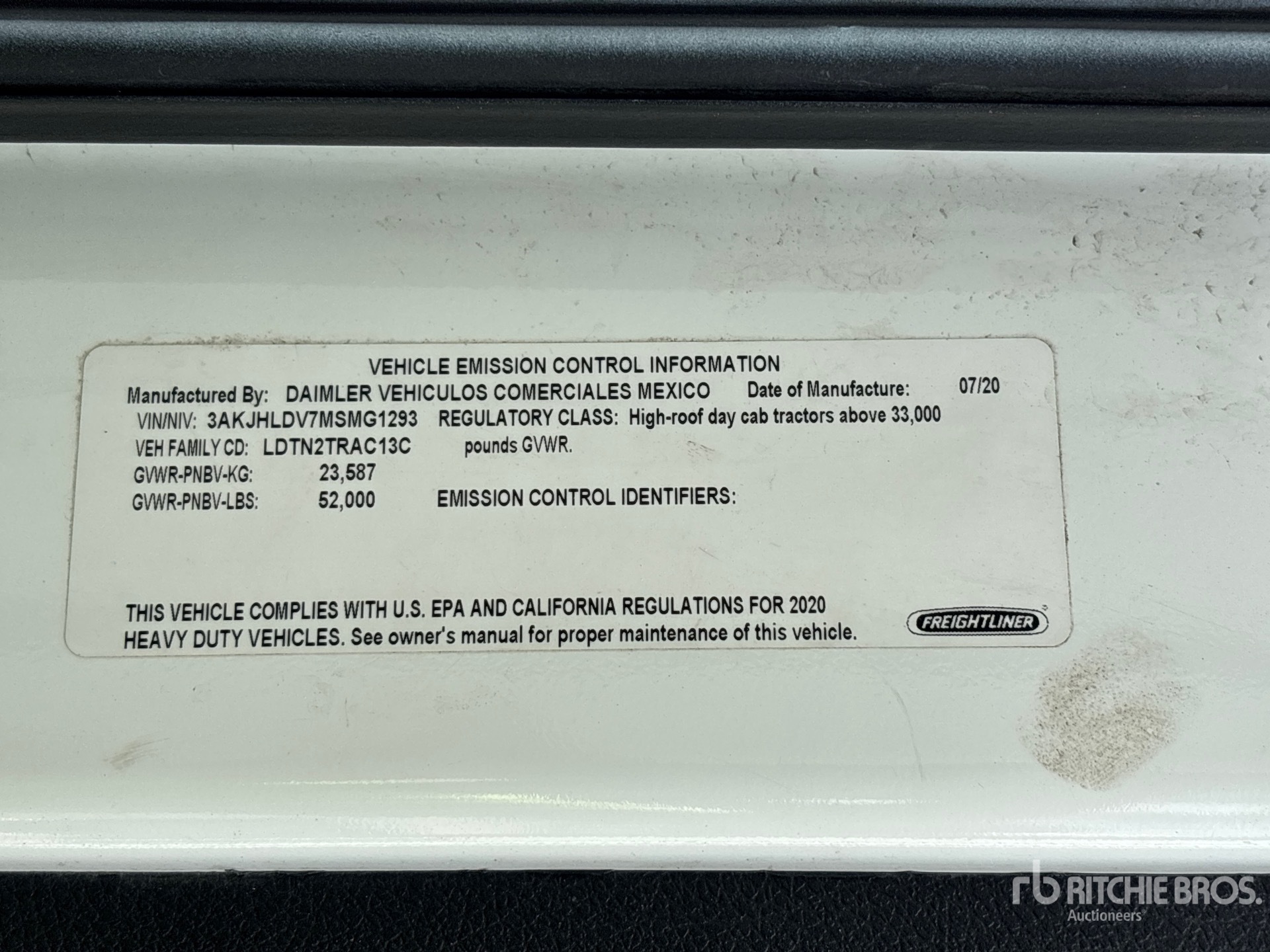 2021 Freightliner CASCADIA 126
