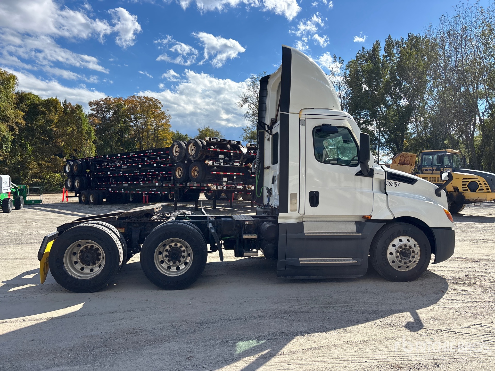 2021 Freightliner CASCADIA 126