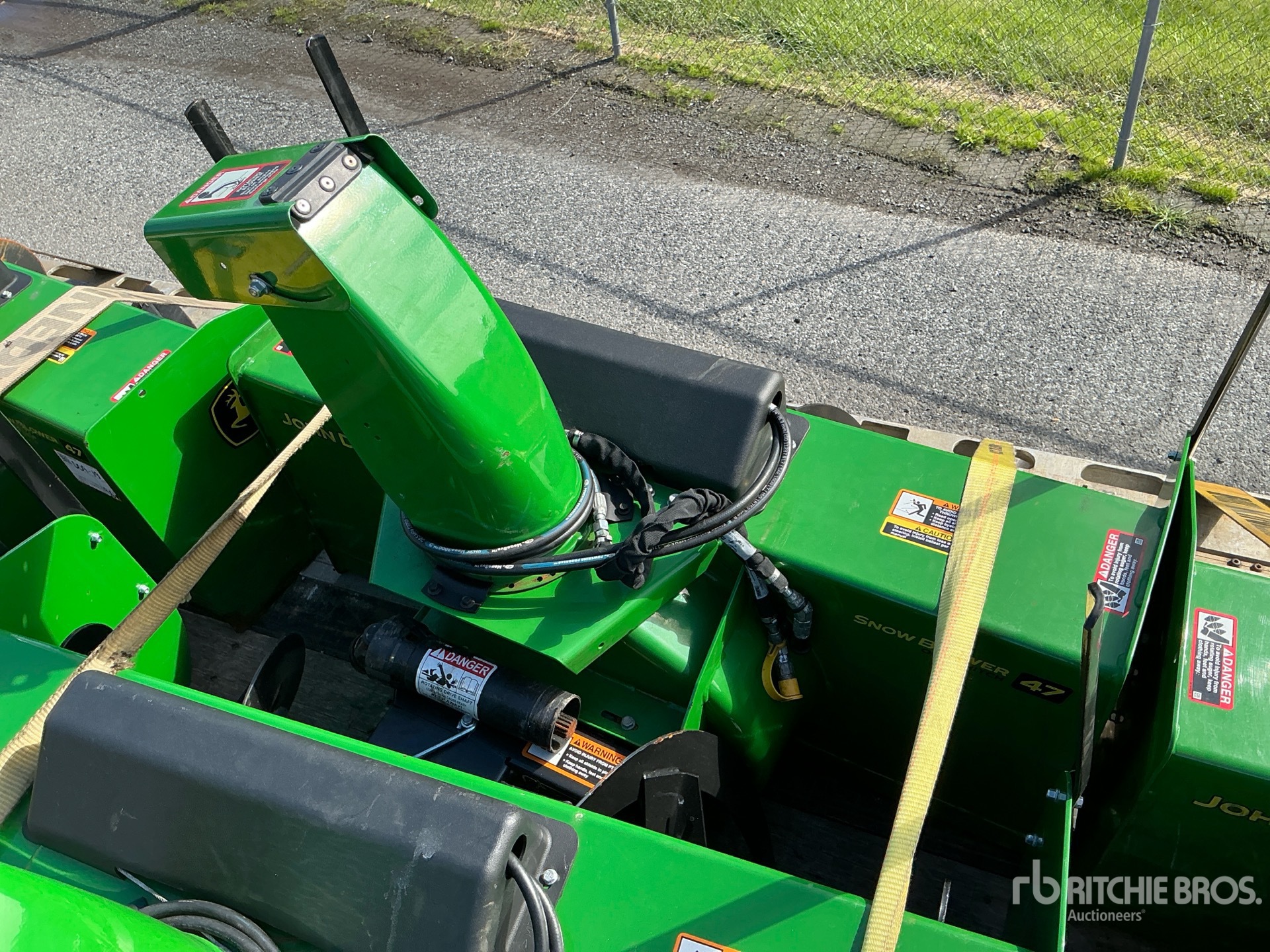 2024 John Deere 47 IN SNOW BLOWER ATTACHMENT