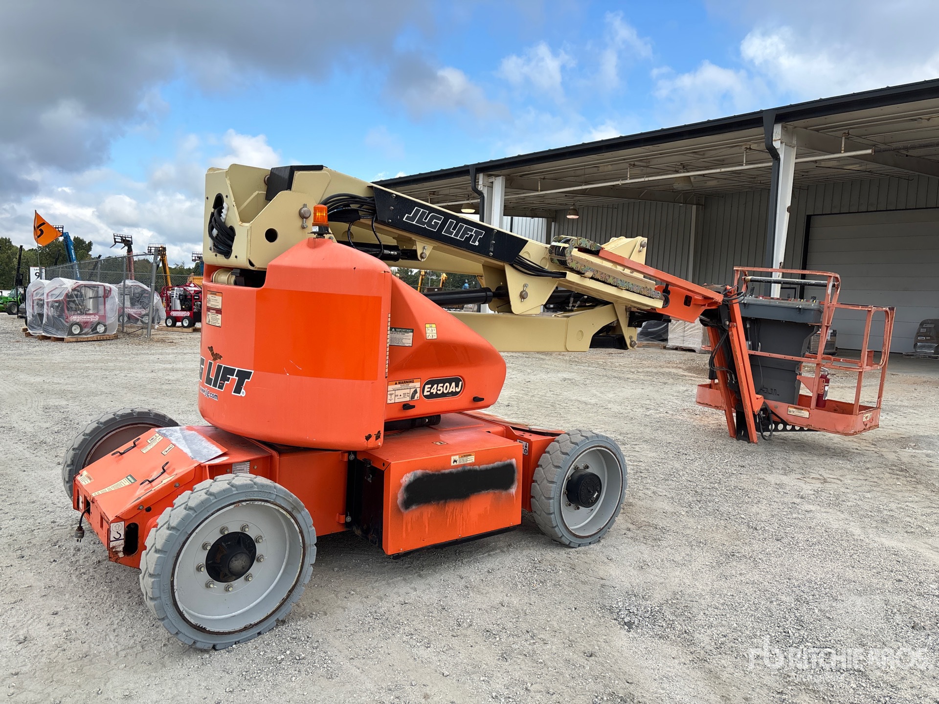 2018 JLG E450AJ