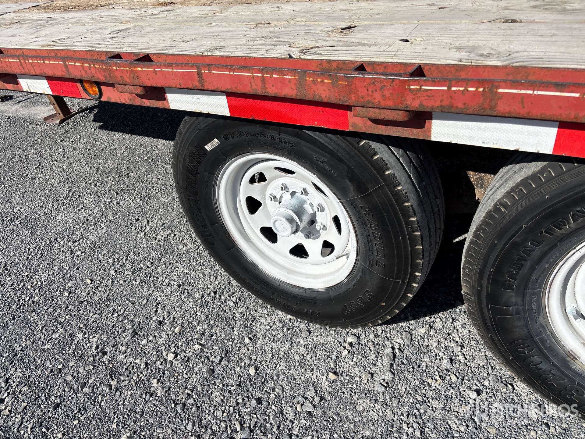 2009 Superior 2SD6M-PH