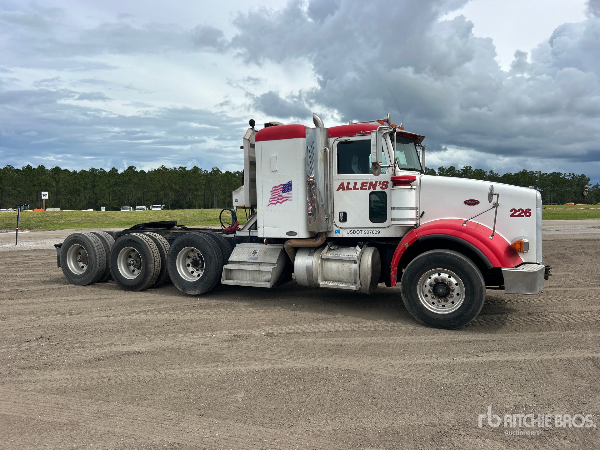 2006 Peterbilt 378
