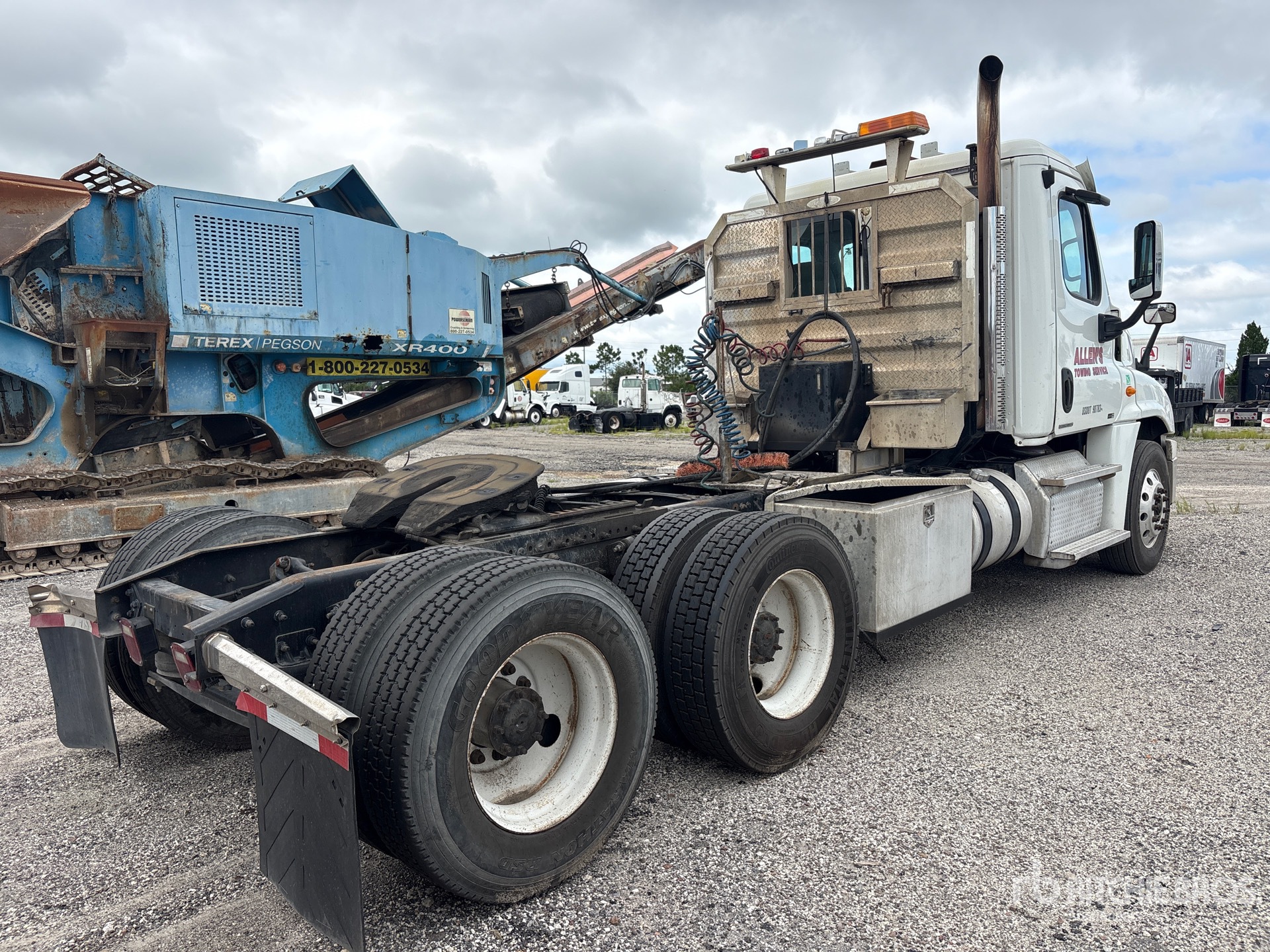 2012 Freightliner CASCADIA 125