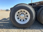 4 Underbody - Truck with Right Rear Drive Tires