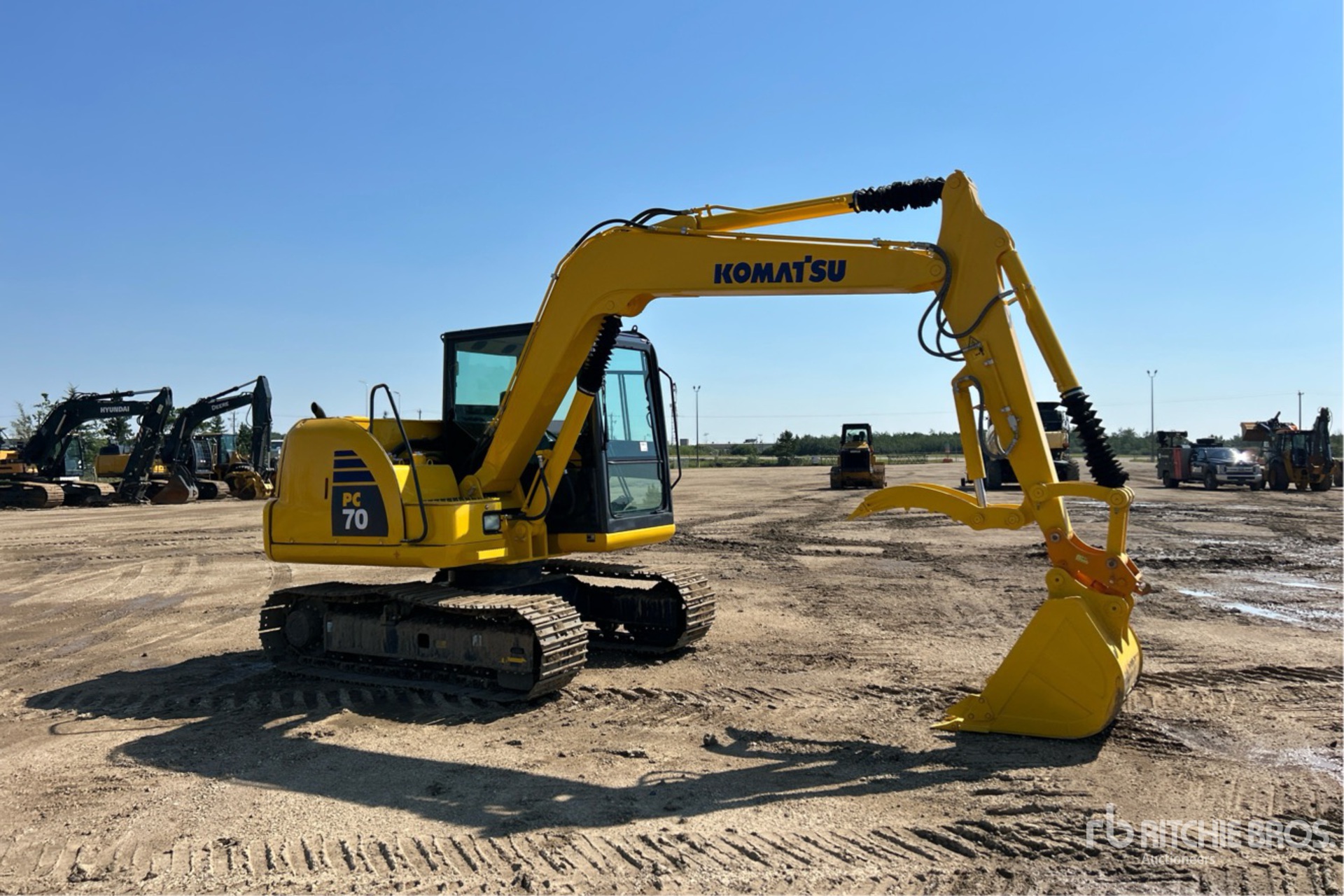 2011 Komatsu PC70-8