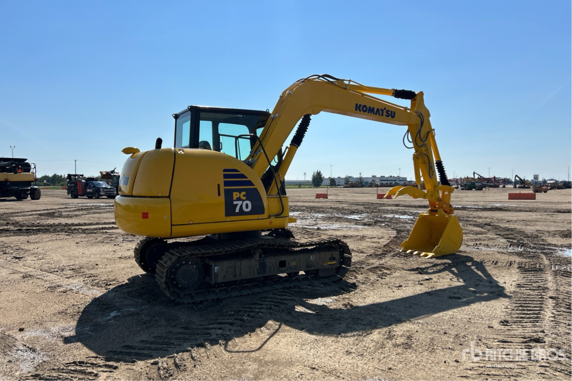 2011 Komatsu PC70-8
