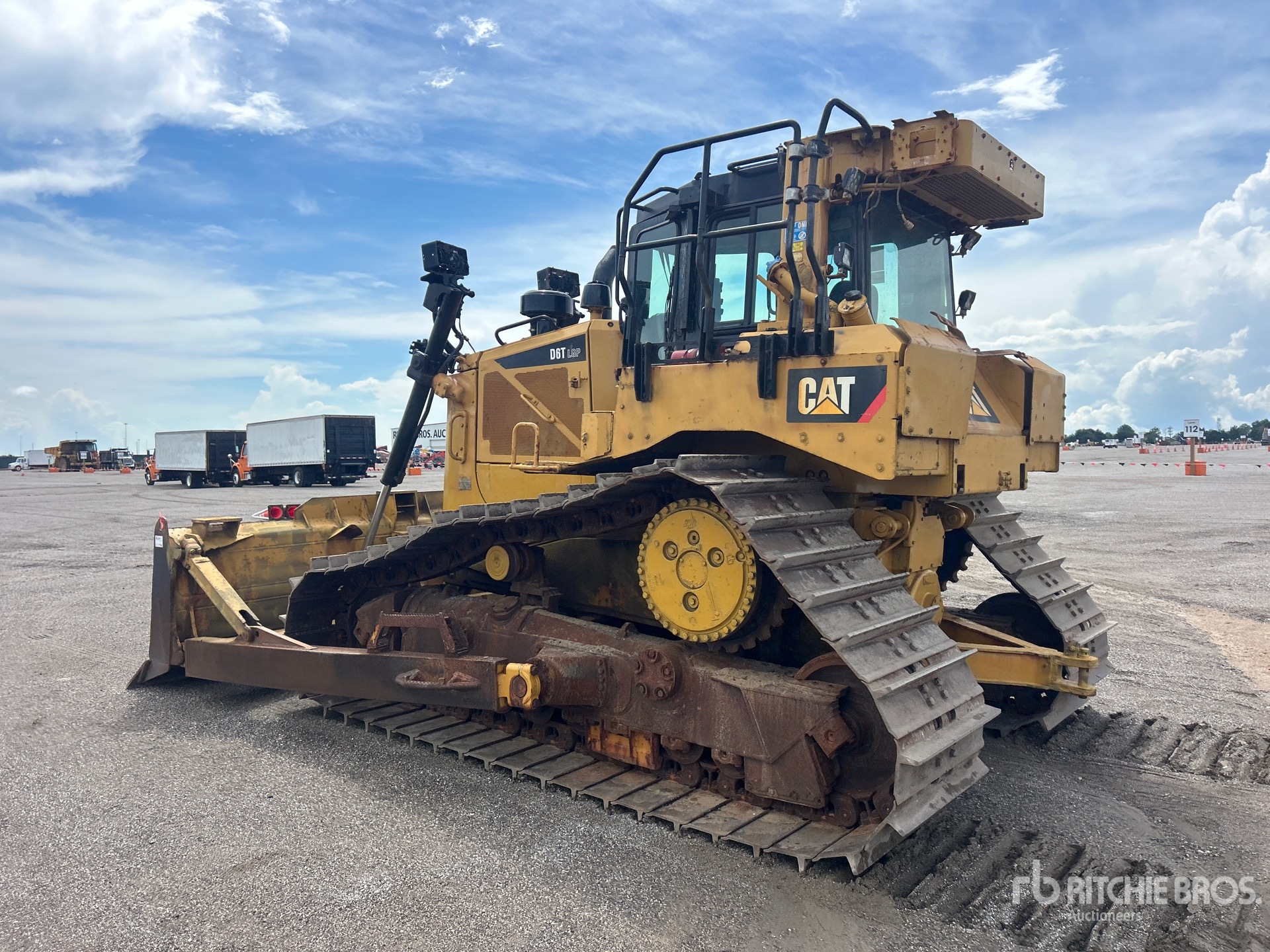 2019 Caterpillar D6T