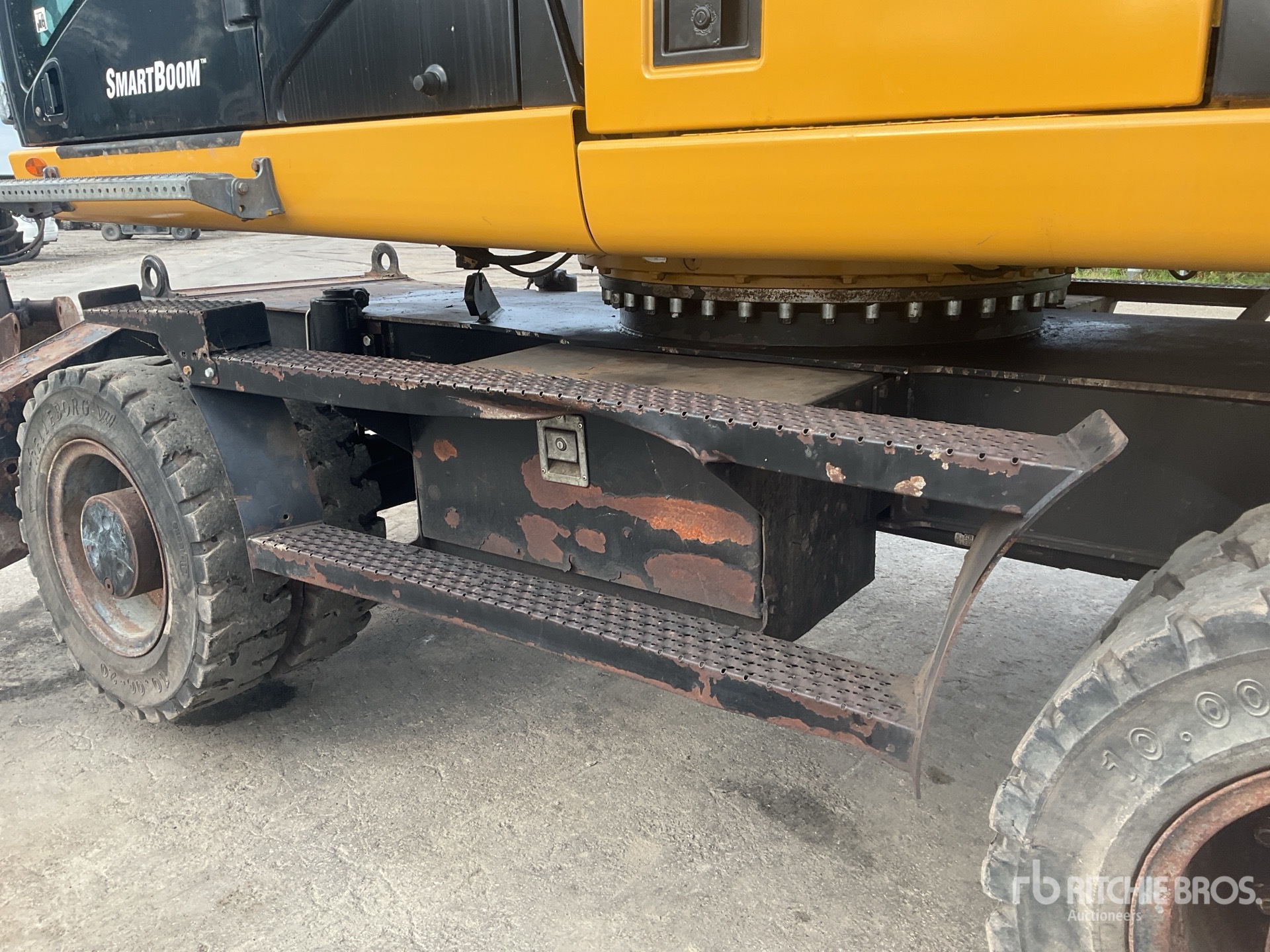 2012 Caterpillar M318D MH