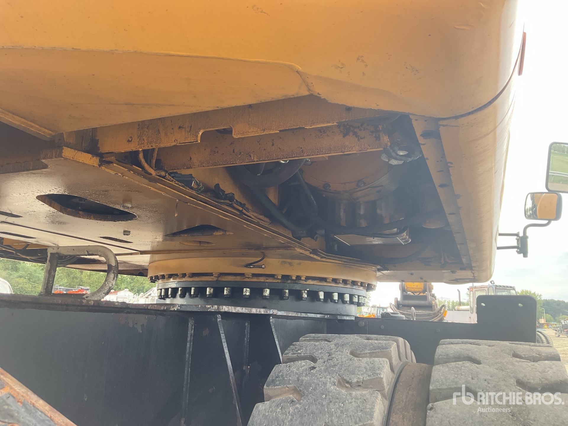 2012 Caterpillar M318D MH