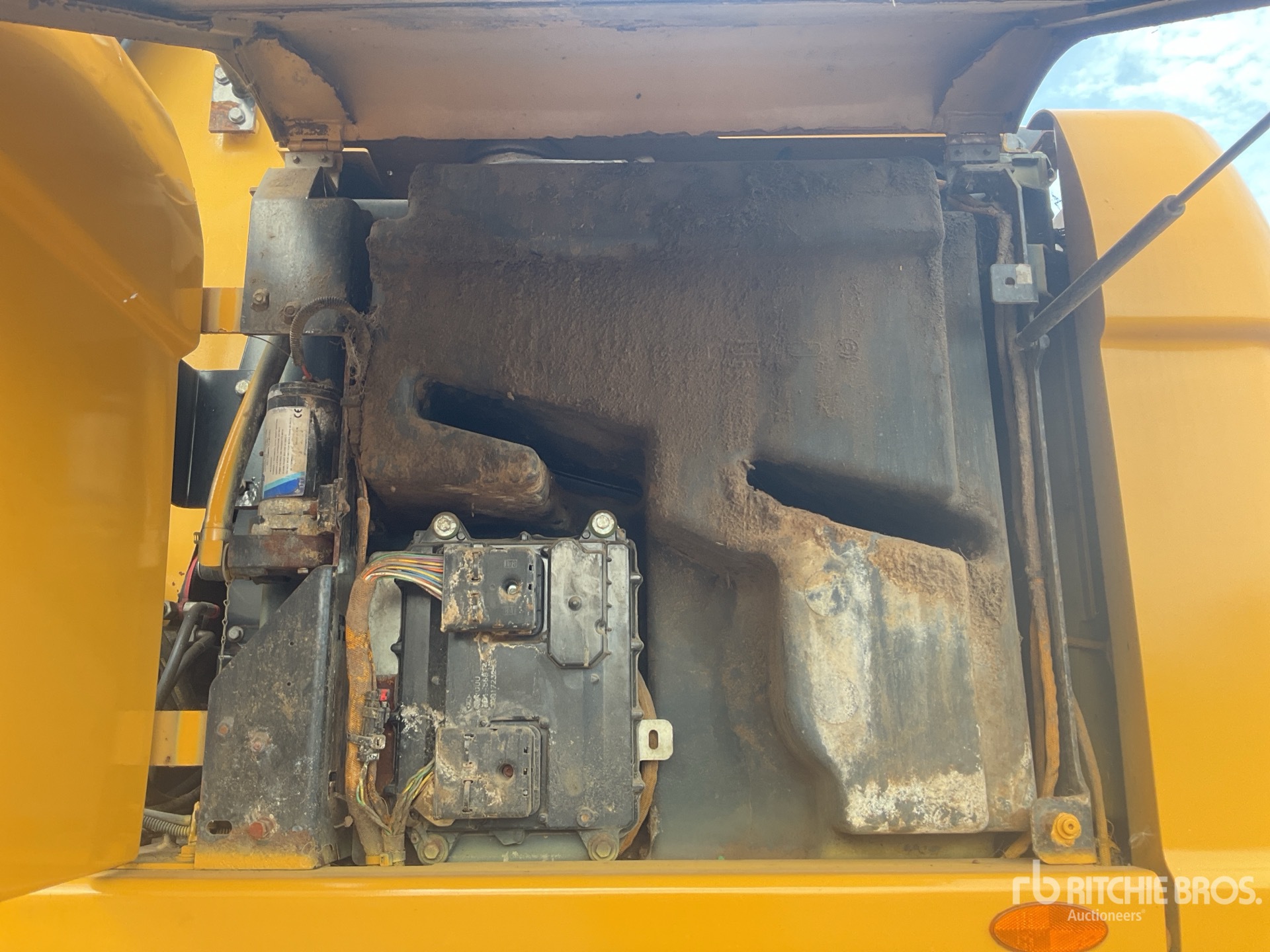 2012 Caterpillar M318D MH