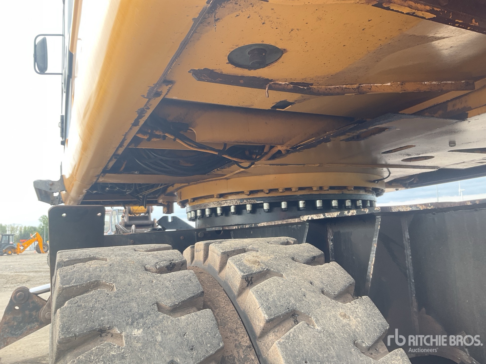 2012 Caterpillar M318D MH