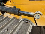 Hydraulics with Blade Lift Cylinders