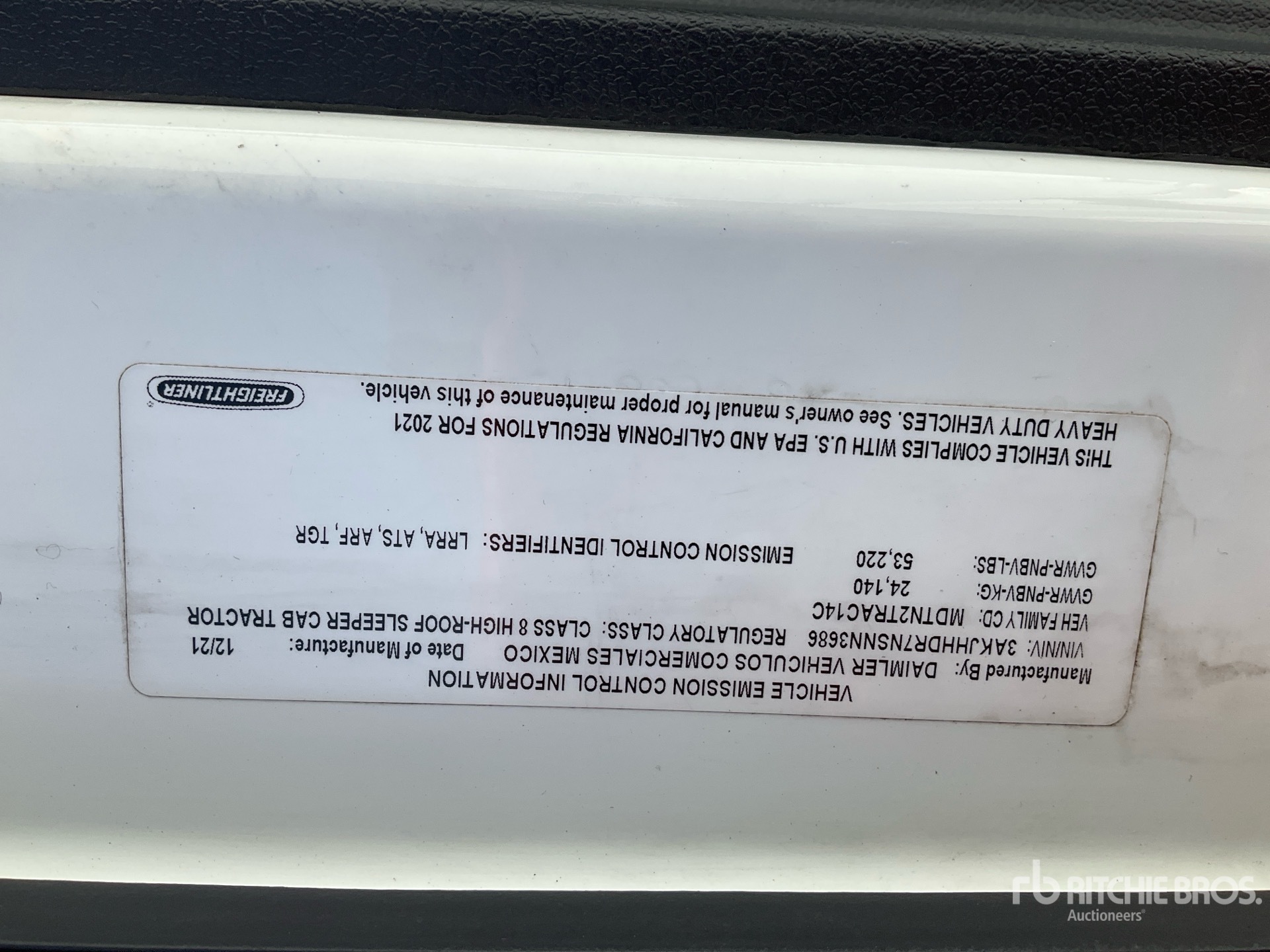 2022 Freightliner CASCADIA 126