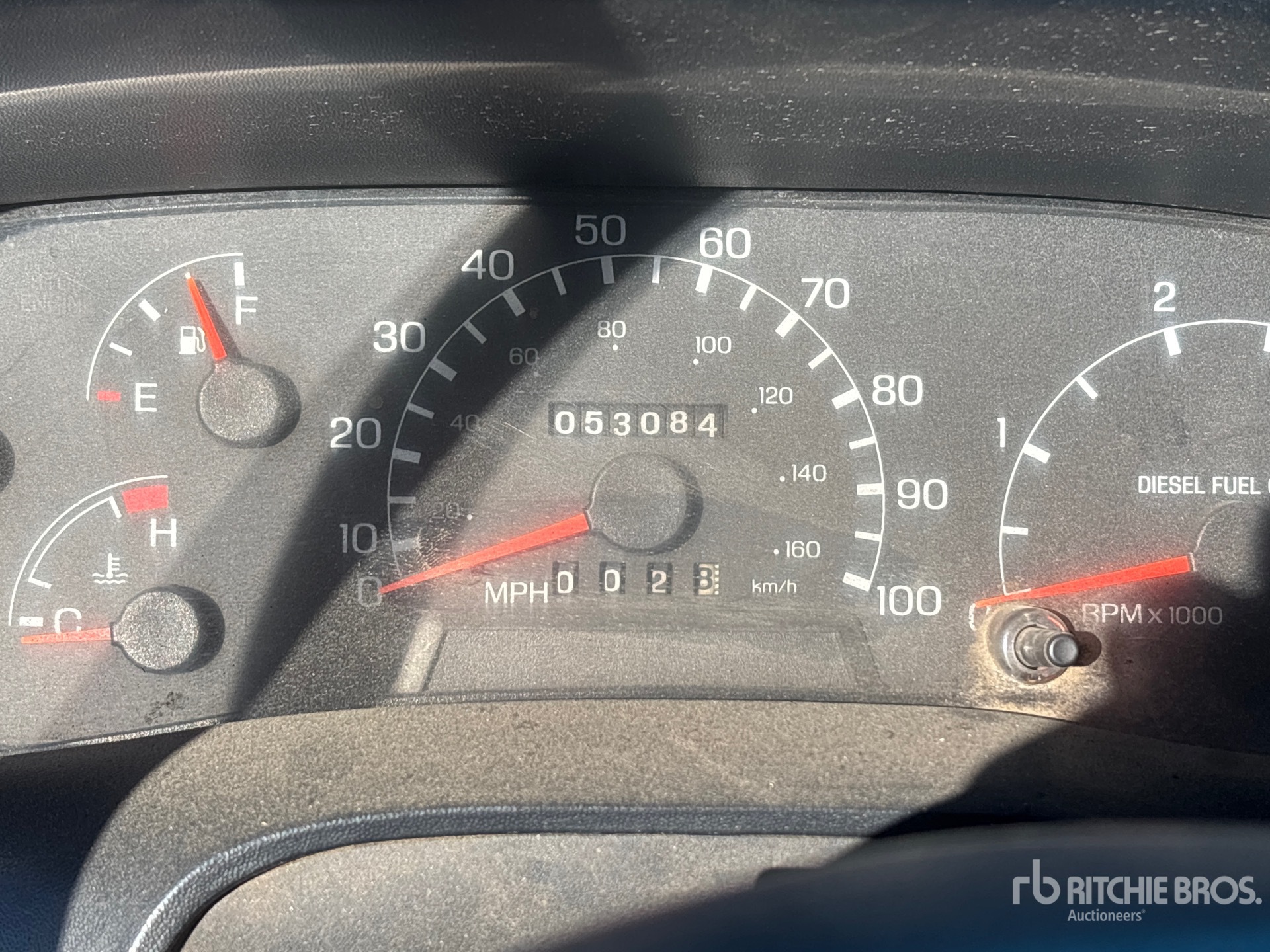 2002 Ford F-750