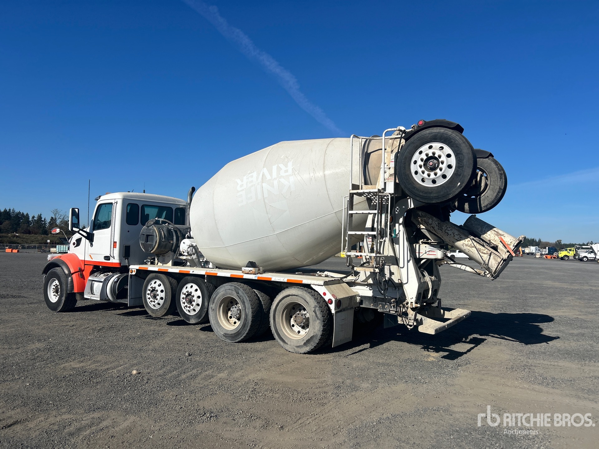 2017 Peterbilt 567