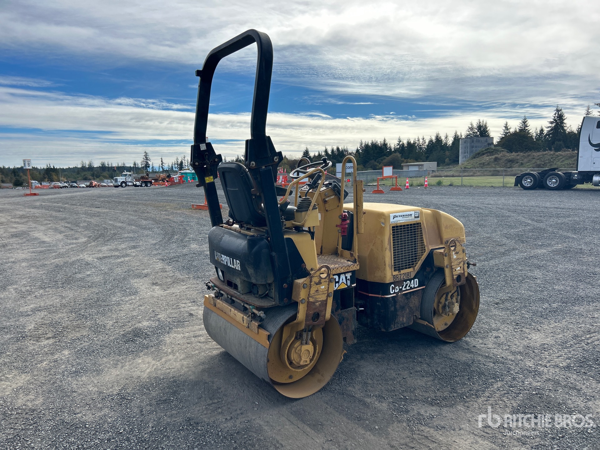 2004 Caterpillar CB224D