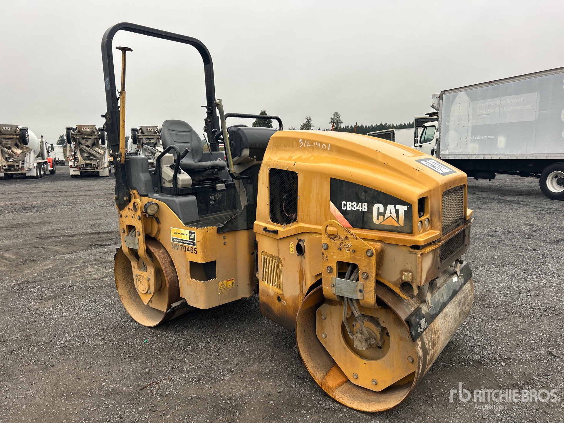 2014 Caterpillar CB-34B