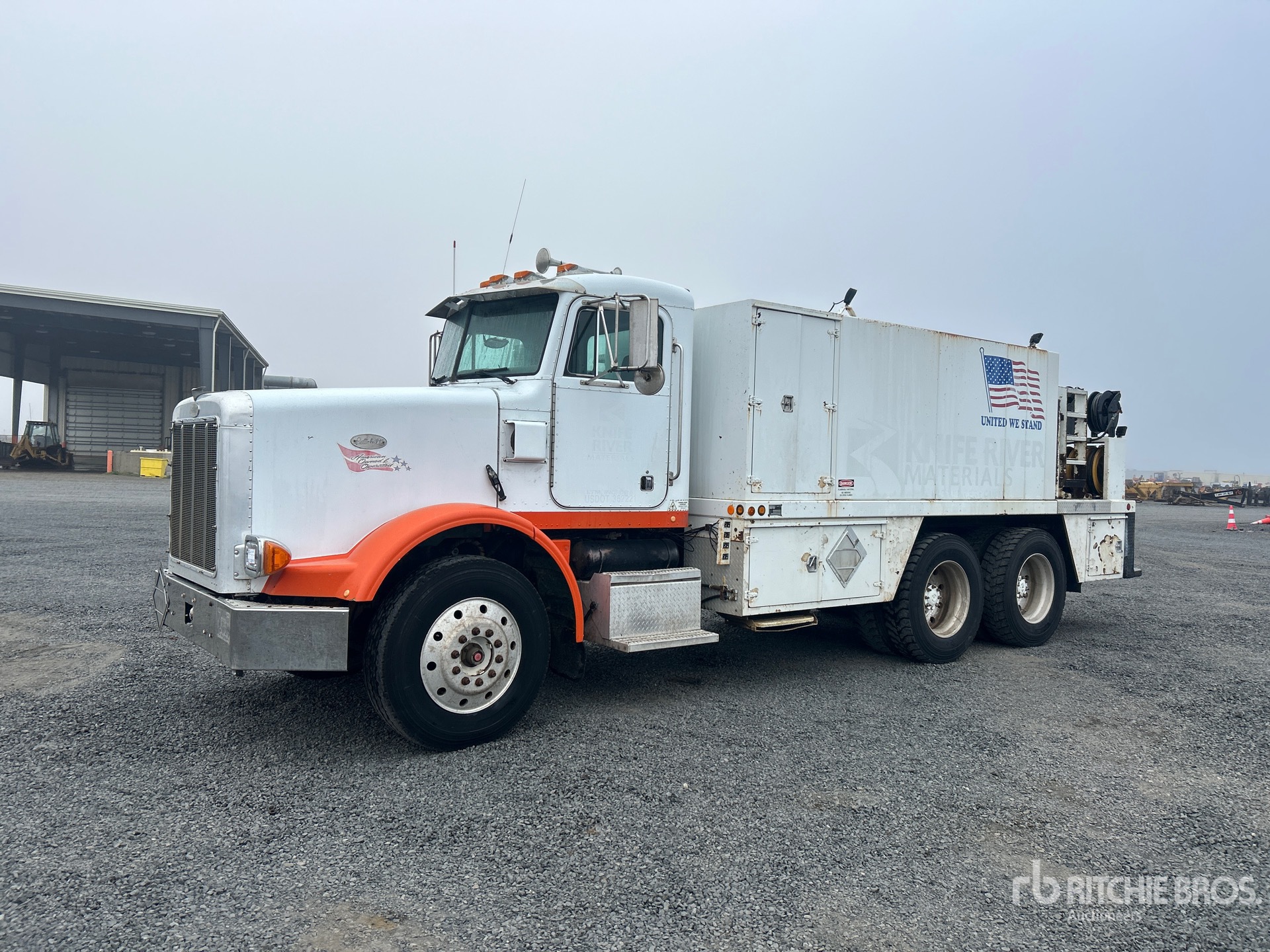 1998 Peterbilt 378