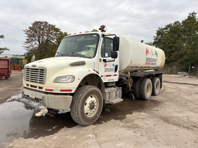 2020 Freightliner M2 106 4000 gal 6x4 Water Truck