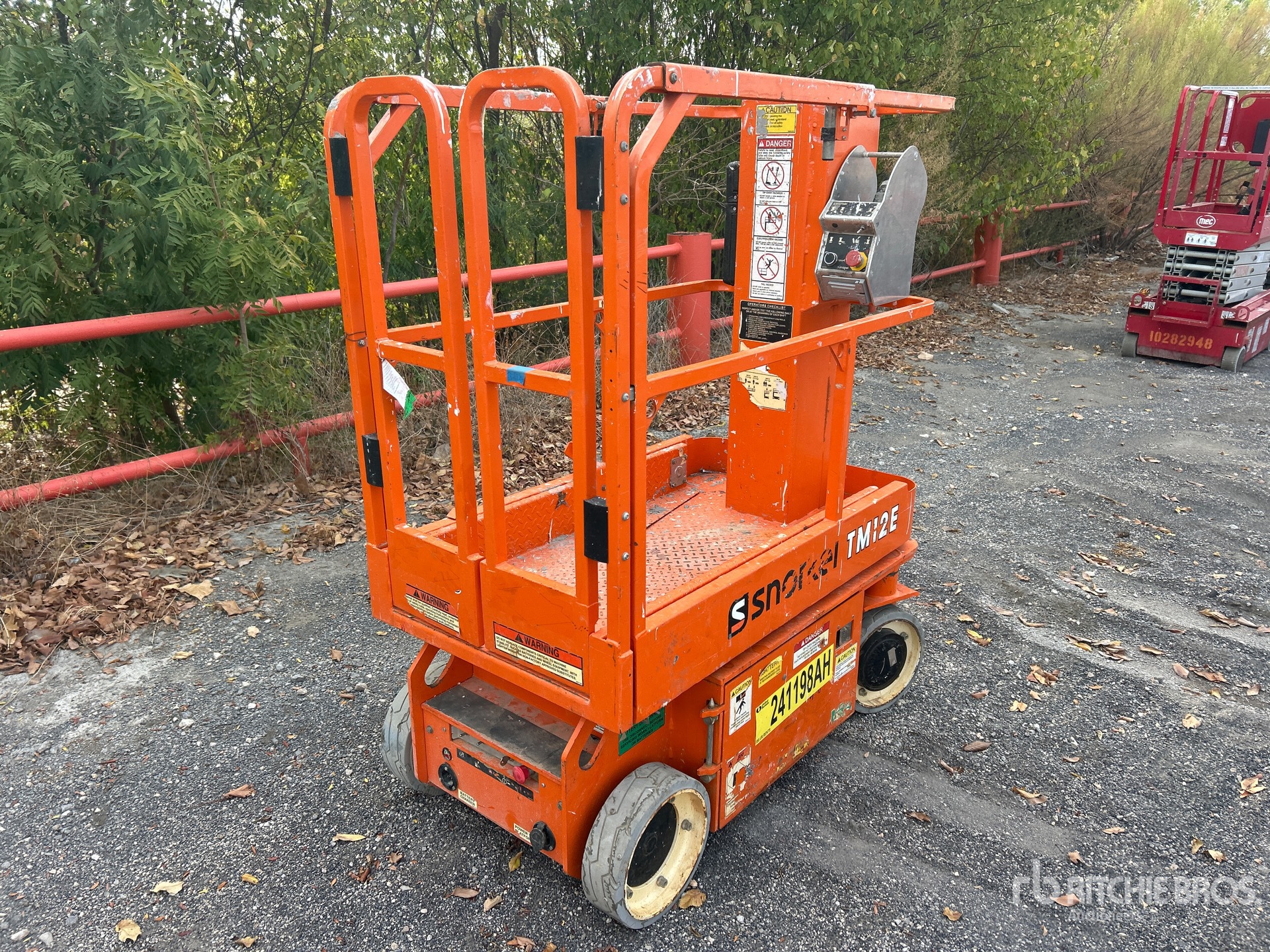 2019 Snorkel TM12E
