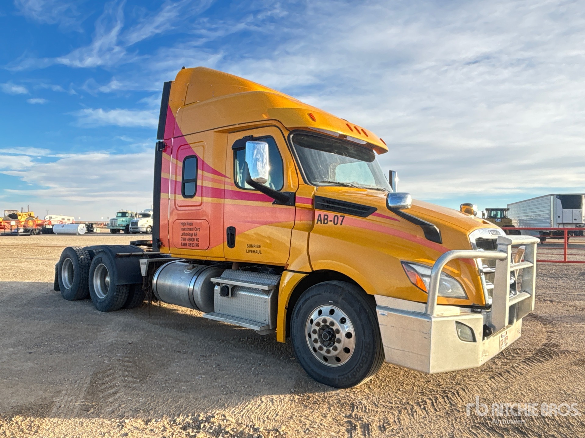 2019 Freightliner CASCADIA 126