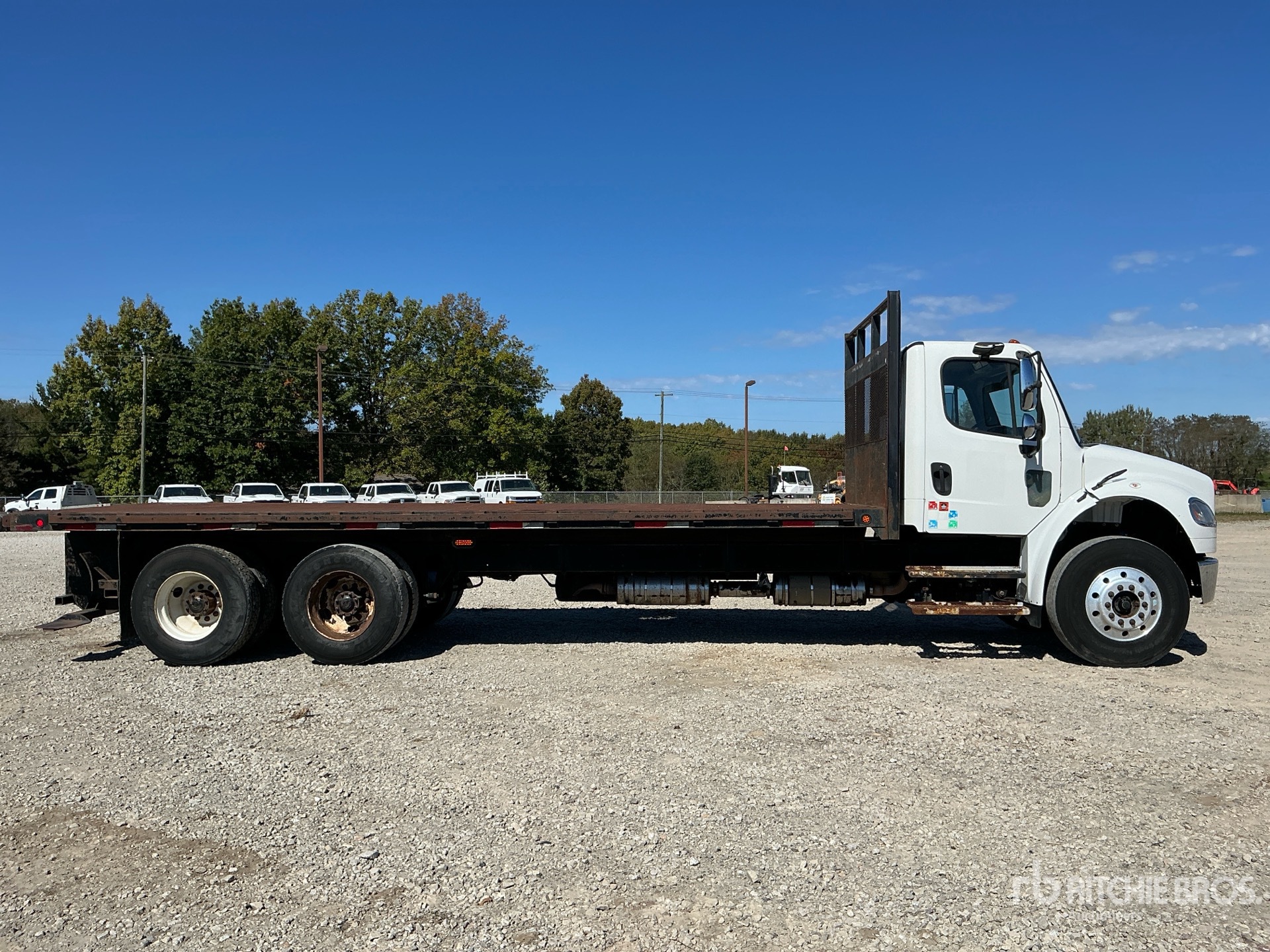 2014 Freightliner M2 106