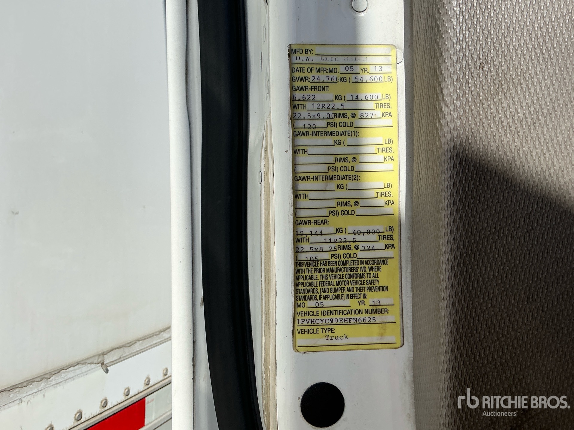 2014 Freightliner M2 106