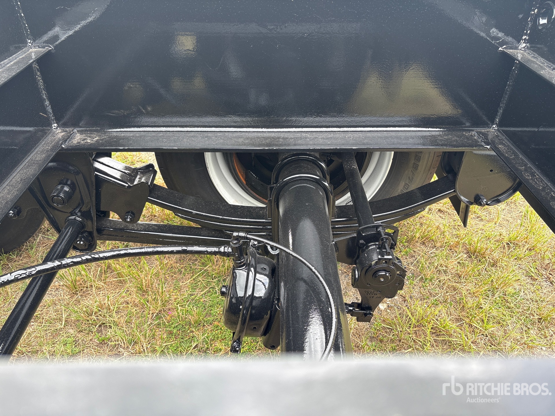 2026 Witzco Challenger Tri/A Removable Gooseneck