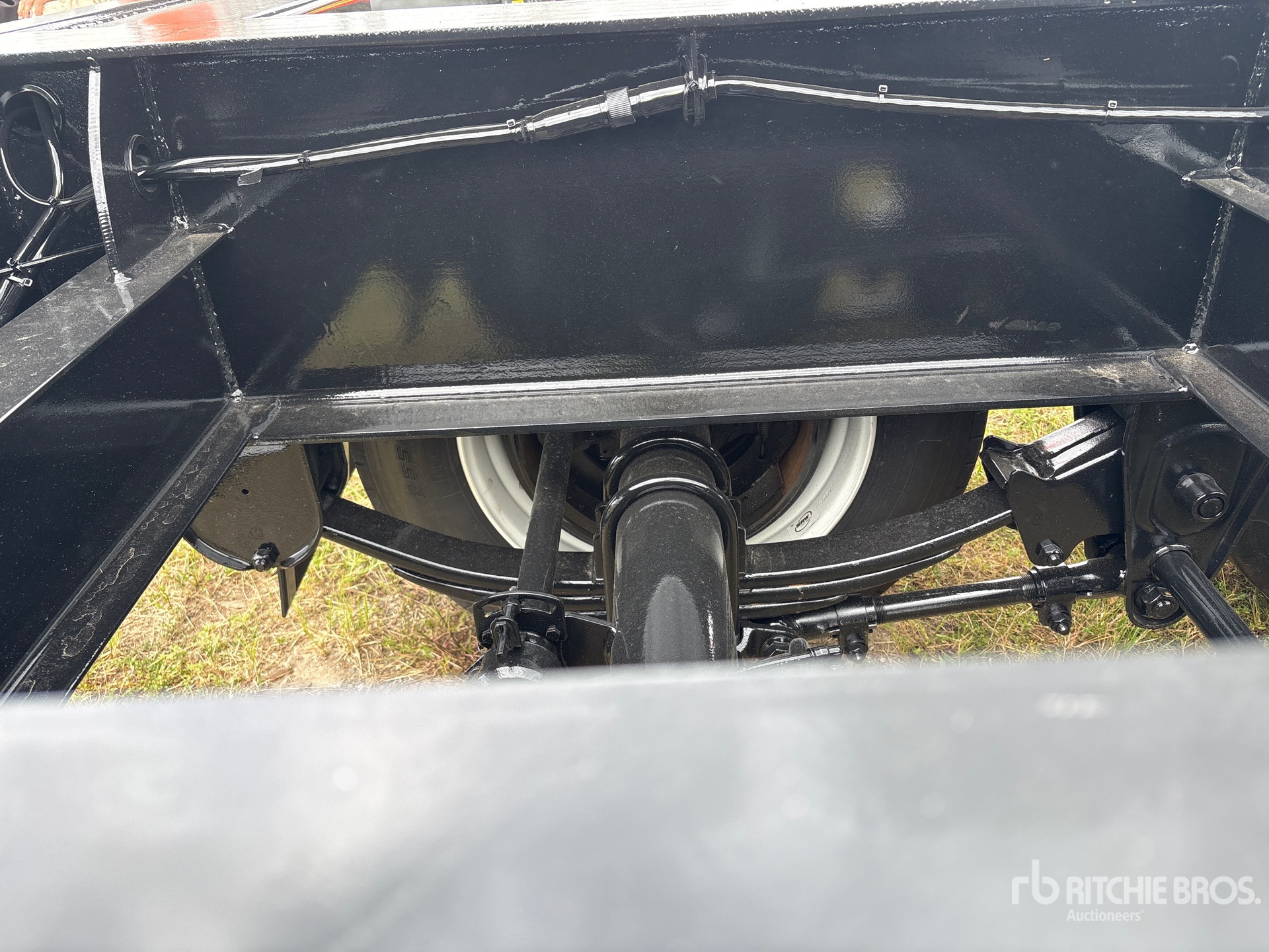 2026 Witzco Challenger Tri/A Removable Gooseneck