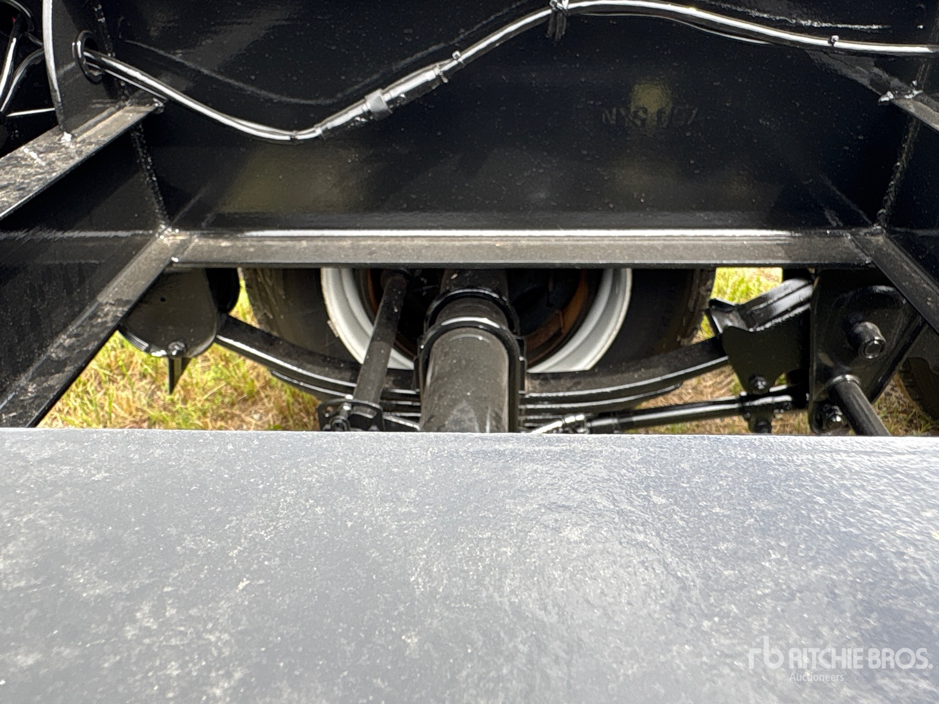 2026 Witzco Challenger Tri/A Removable Gooseneck