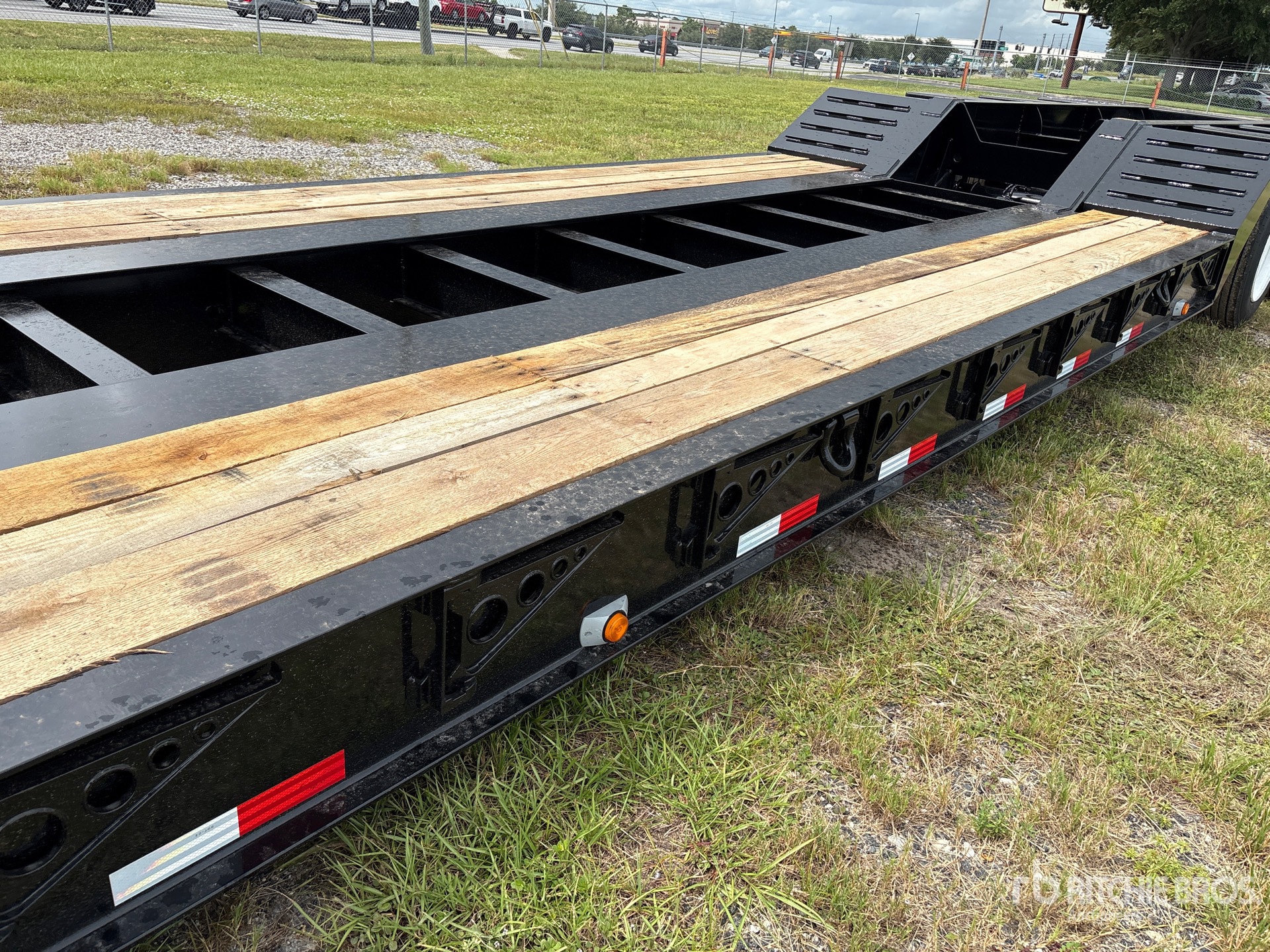 2026 Witzco Challenger Tri/A Removable Gooseneck