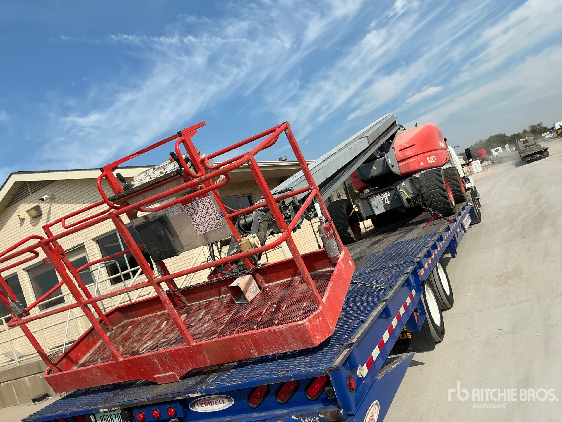 Photo of 2016 Skyjack SJ82T