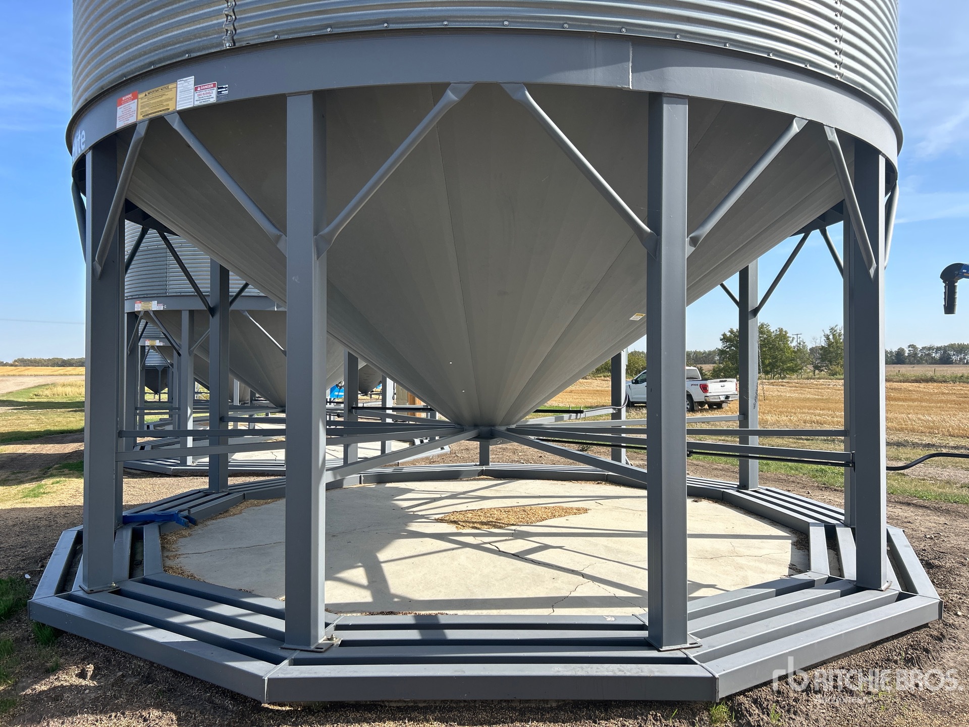 Westeel +/- 6000 bu 8 Ring