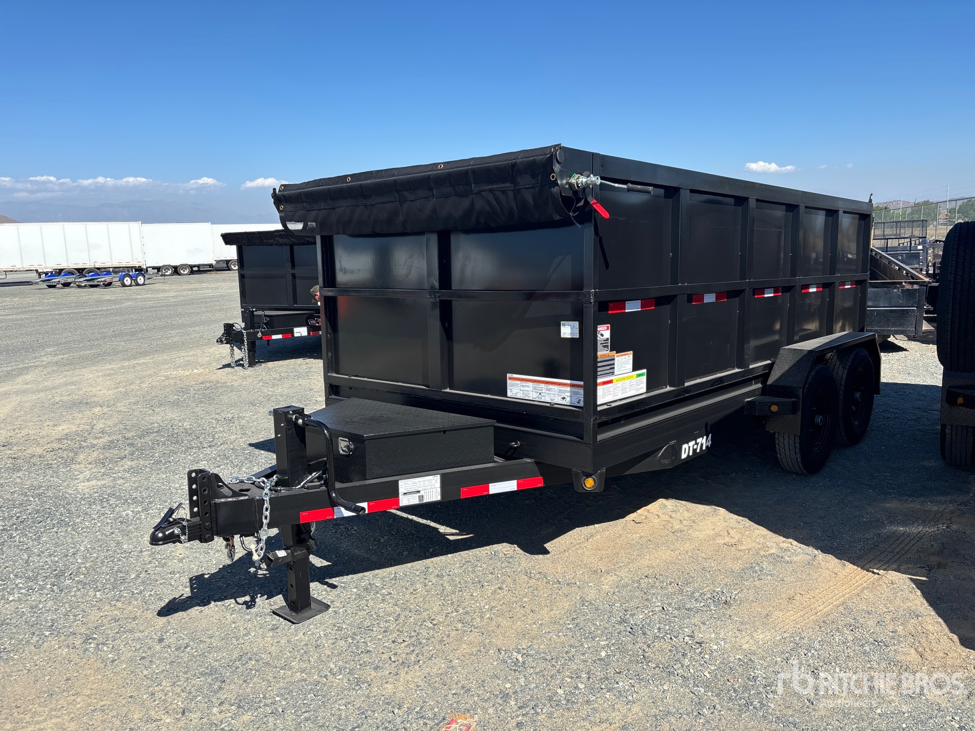 Photo of 2027 DENTON DT07144
