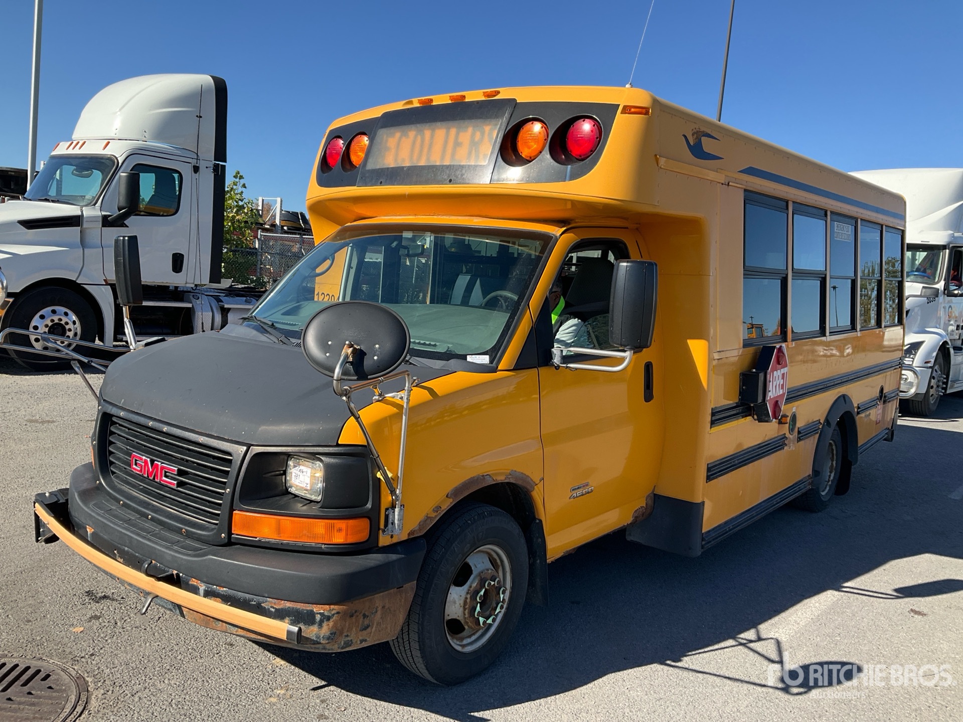 2012 GMC SAVANA 4500
