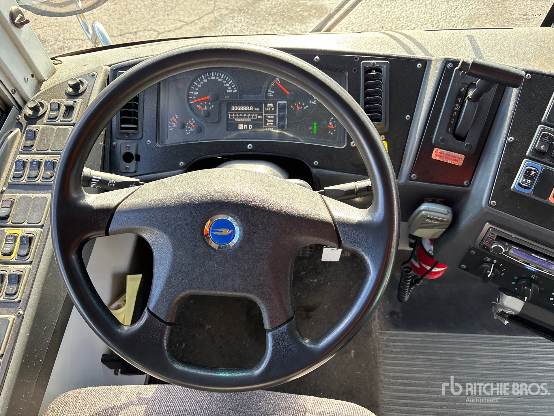 2012 Bluebird 4X2 84-SEAT SCHOOL