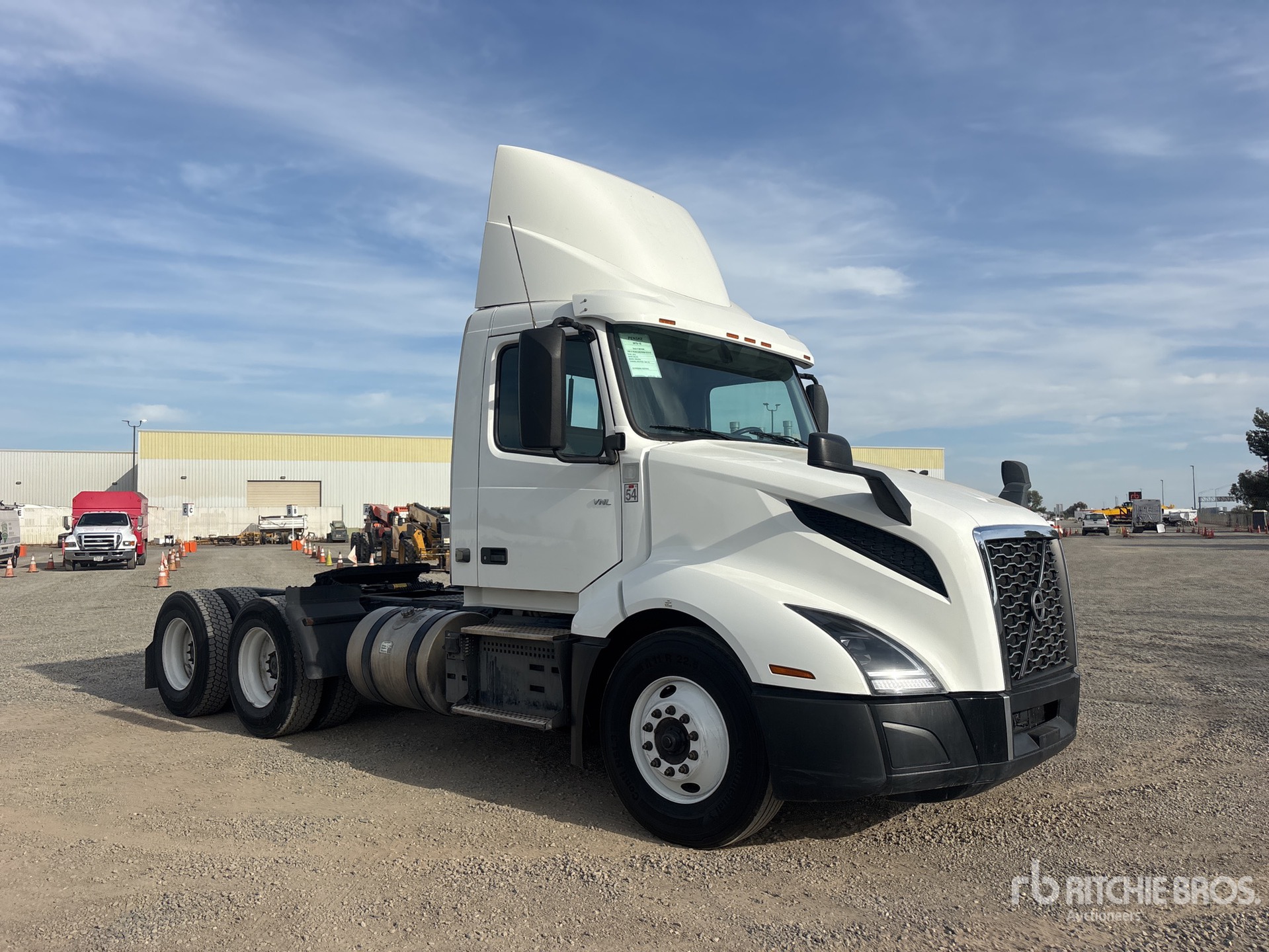 2019 Volvo VNL300