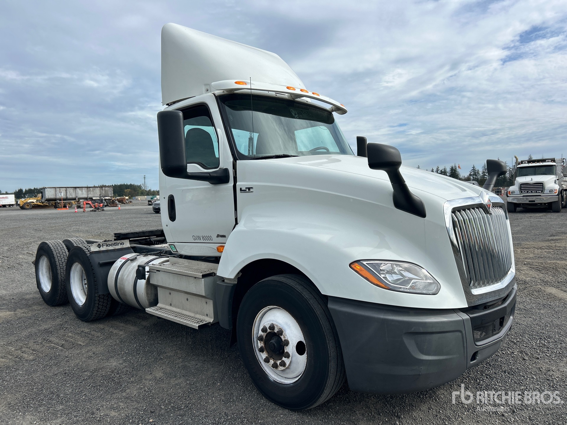2019 International LT625