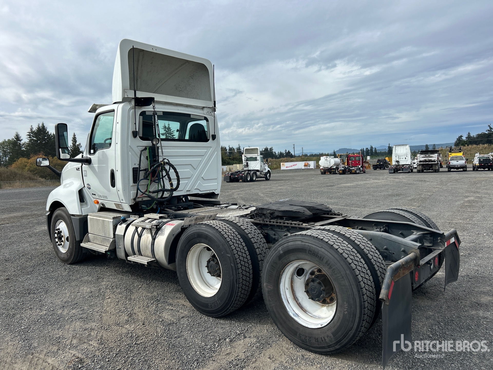 2019 International LT625