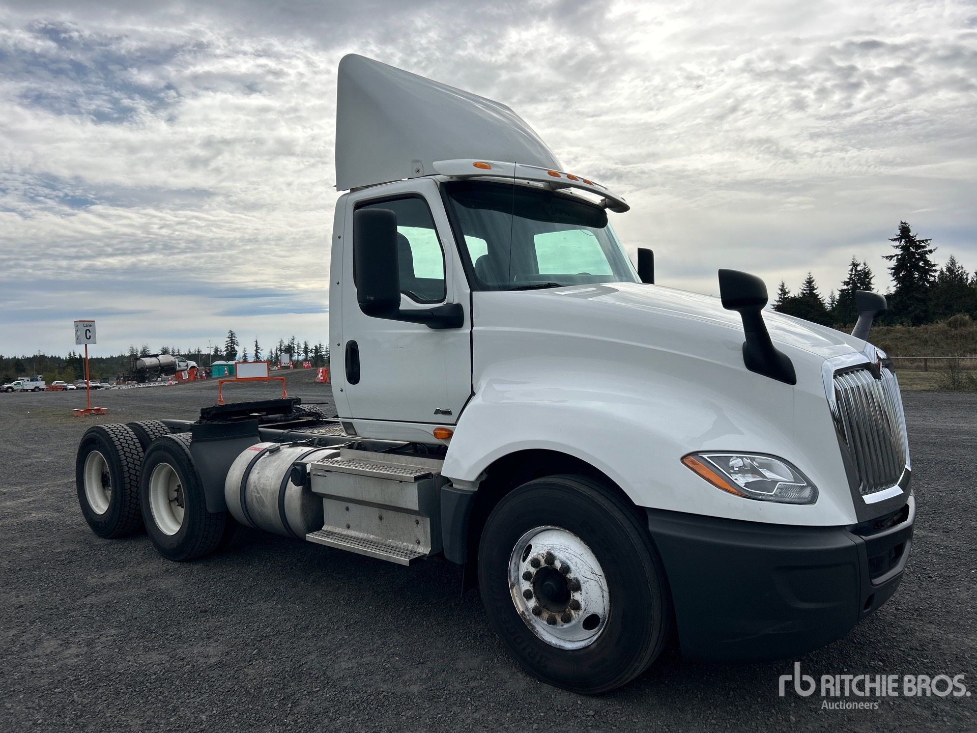 2019 International LT625