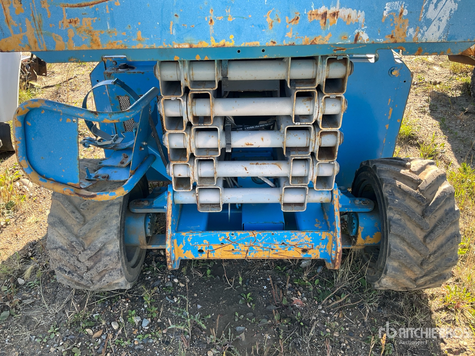 2002 Genie GS-3268