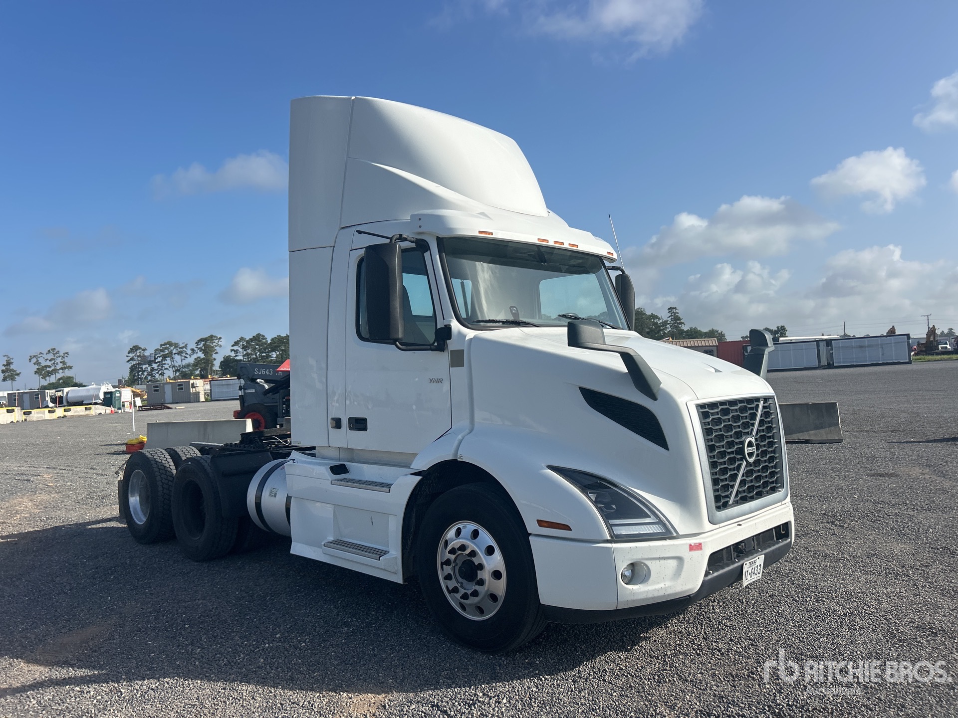 2020 Volvo VNR