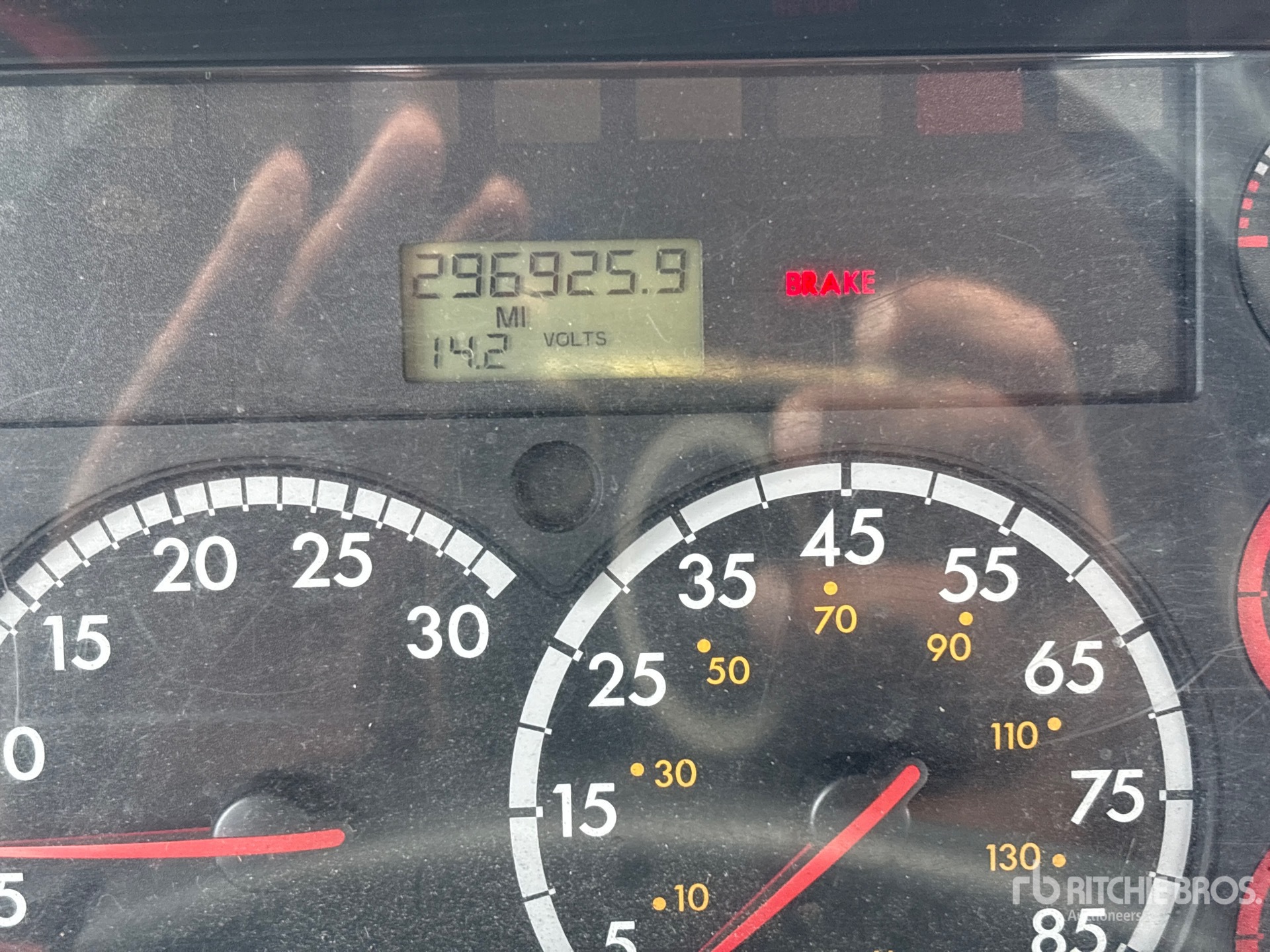 2013 Freightliner M2 106