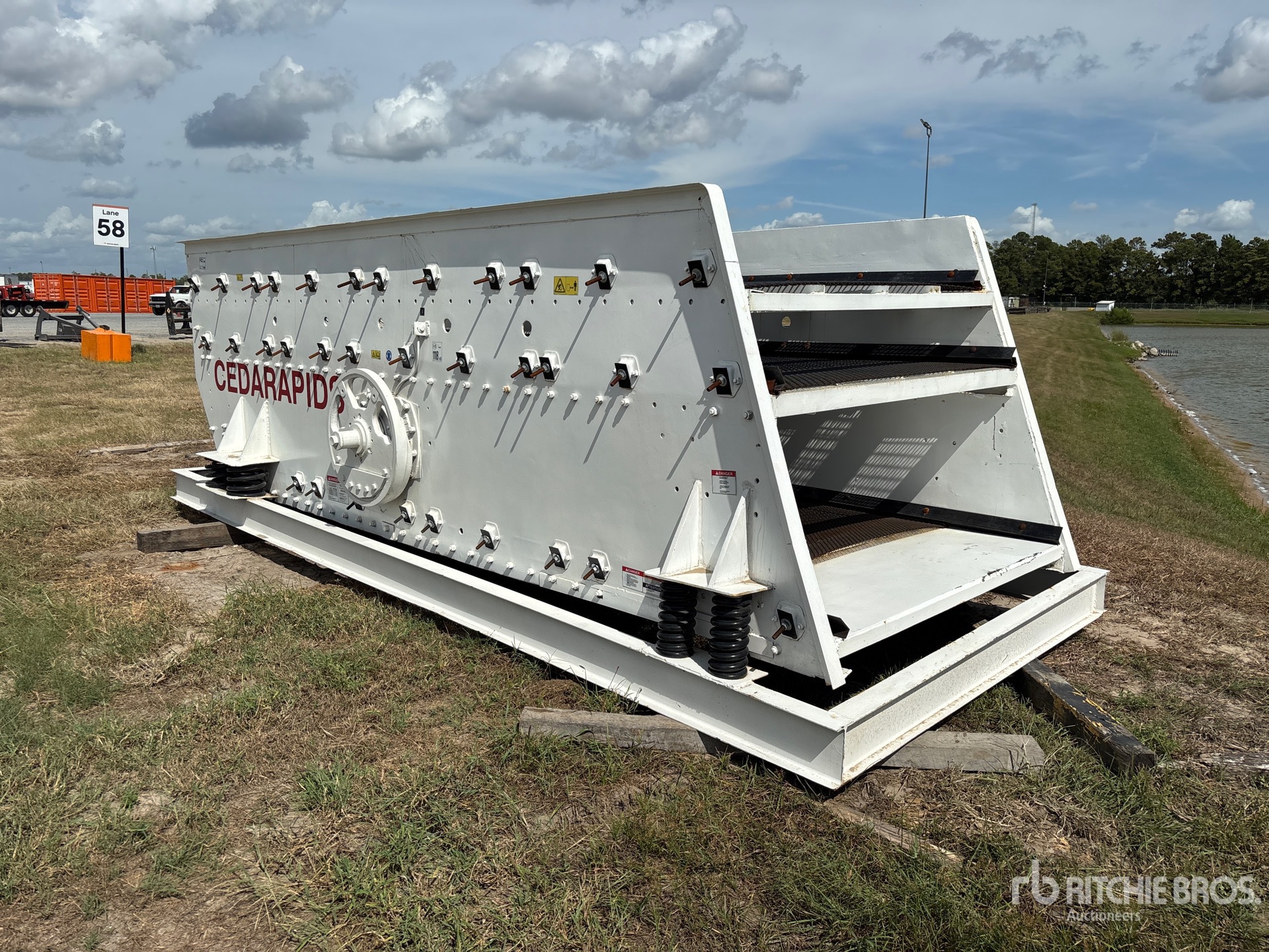 Cedarapids Skid-Mounted Multi-Deck Horizon ...