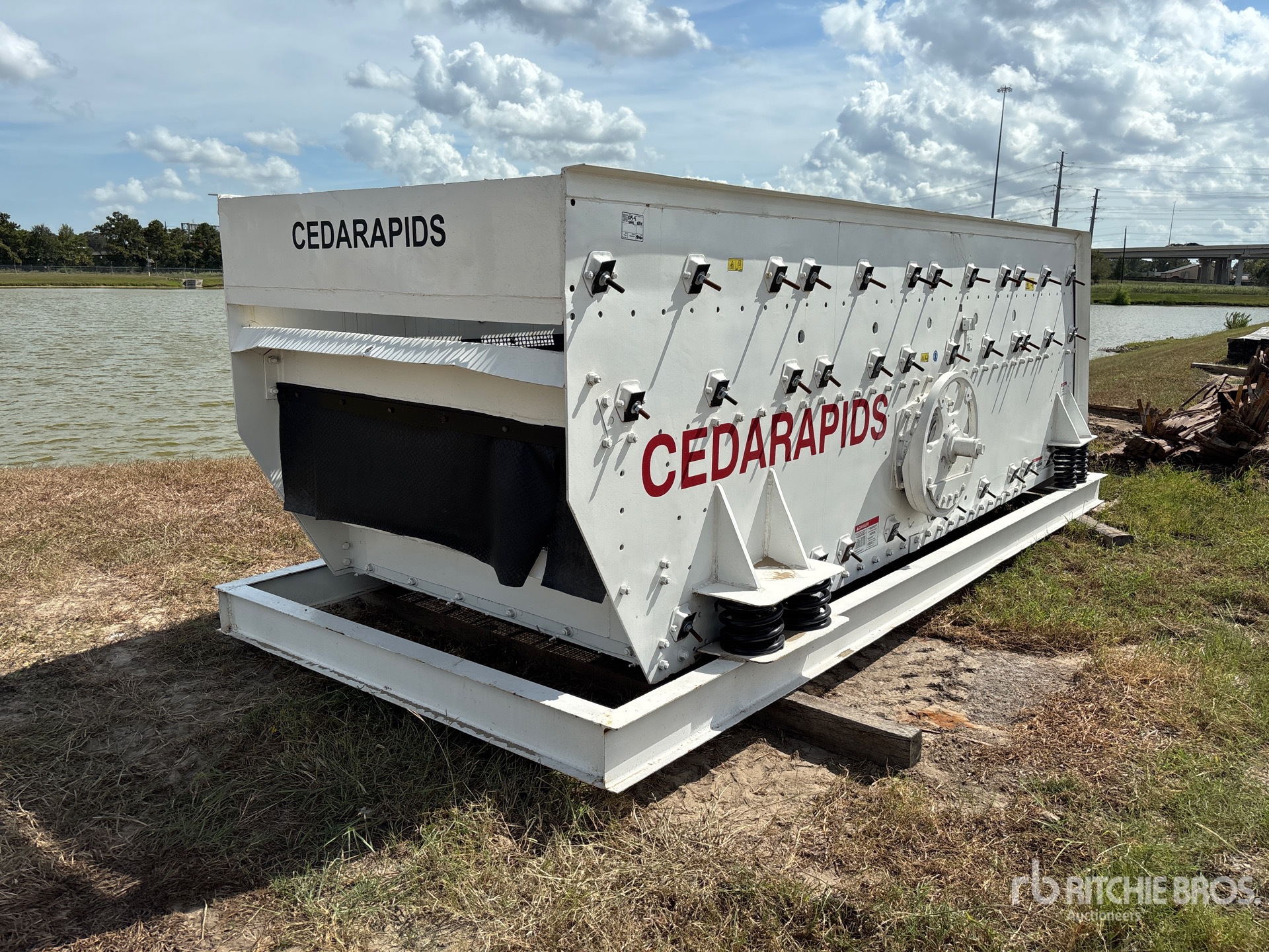 Cedarapids Skid-Mounted Multi-Deck Horizon ...